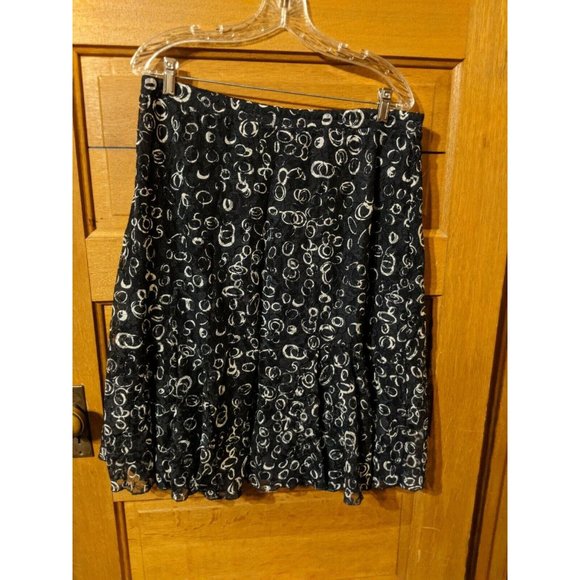 CJ Banks Skirt Size L Large White Blue Lined Flare Circles Bubbles Christopher - Picture 2 of 5